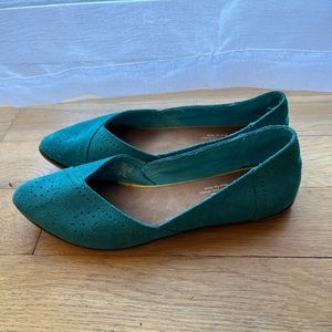 Tom’s Teal Flats